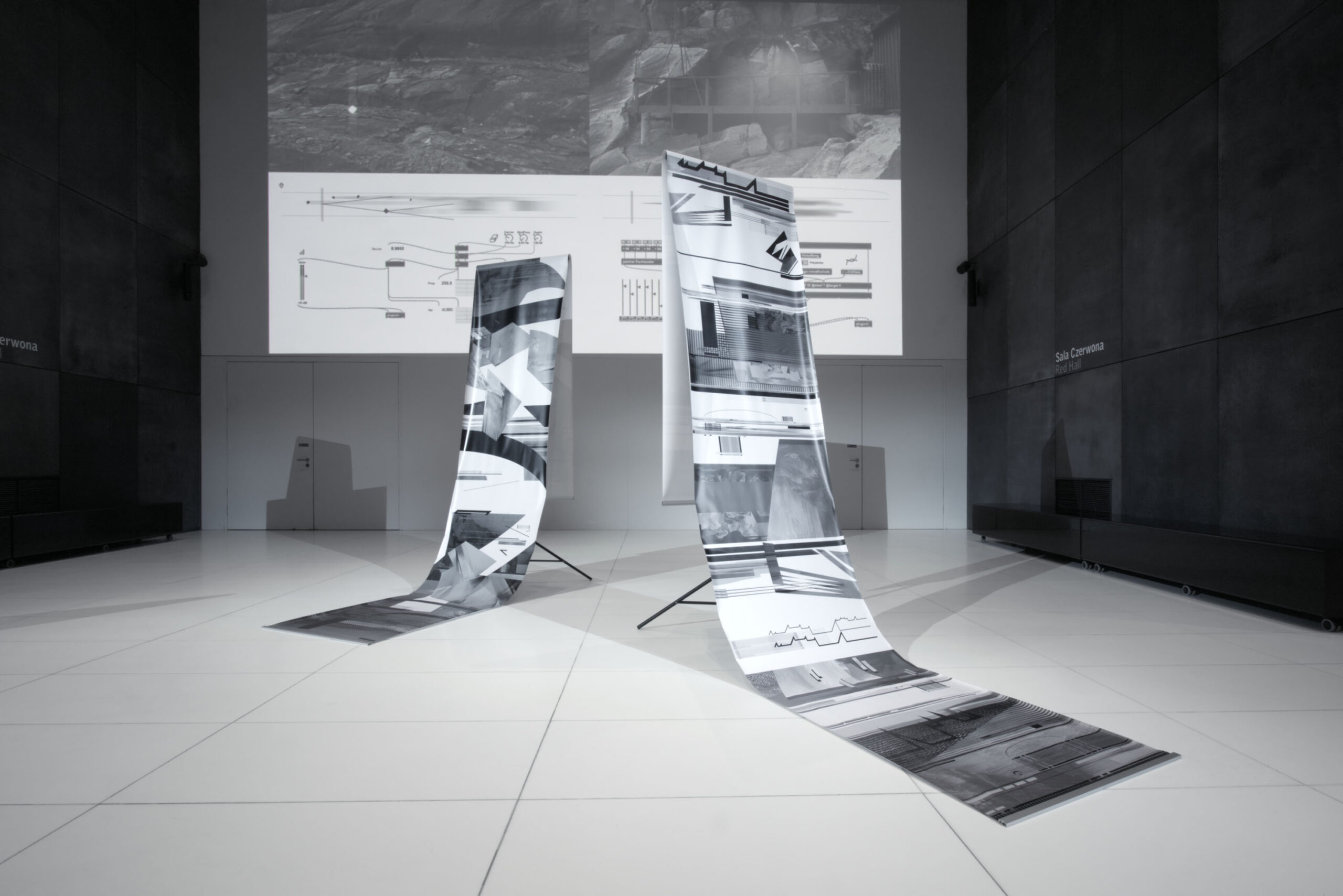 Unstable Oscillations – Ewa Doroszenko and Jacek Doroszenko audiovisual exhibition 05